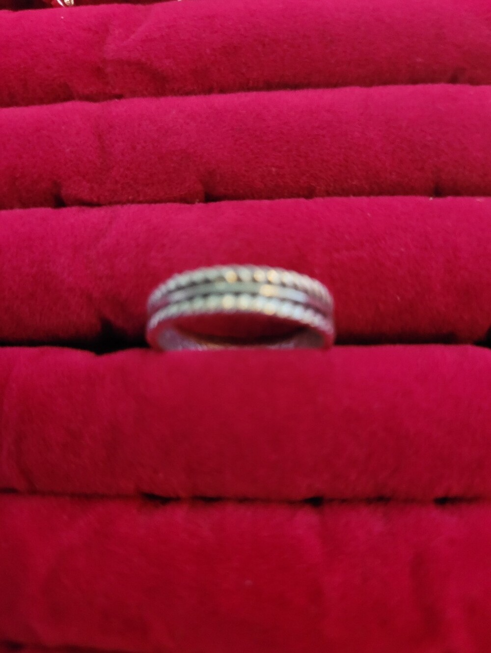 Silver Tone Textured Beaded Band Ring - Size 6